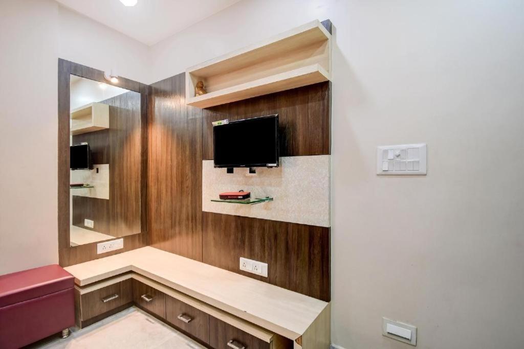 Dharmatala Inn Kolkata Ngoại thất bức ảnh